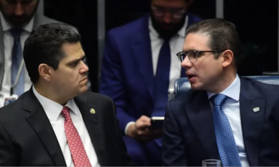 Oposição derrota indicados de Alcolumbre e Hugo na disputa pela CPMI do INSS