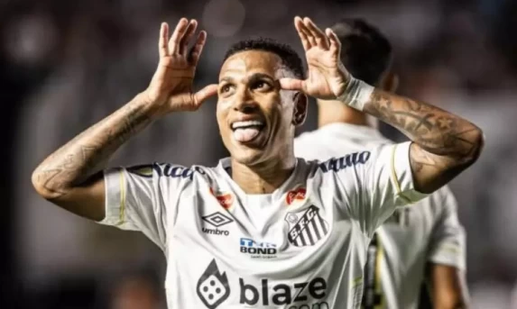 Otero decide e Santos larga na frente do Palmeiras na final do Paulistão.