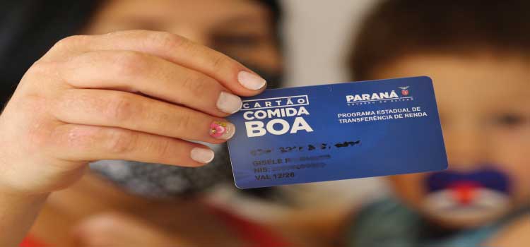 PARANÁ: As vésperas do Natal, Cartão Comida Boa garante comida na mesa da população .