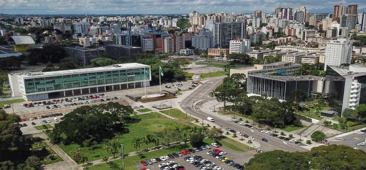 PARANÁ: Governador assina decreto que institui calendário de feriados e pontos facultativos de 2022