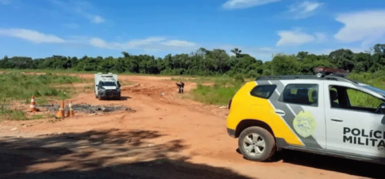 PARANÁ: Homem é encontrado morto com marca de tiro no pescoço em Fazenda Rio Grande.