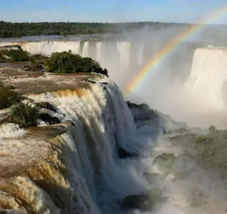 Parque Nacional do Iguaçu amplia atendimento no feriadão de Páscoa.
