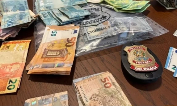 Polícia Federal deflagra 