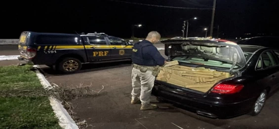 CONTRABANDO: Policiais Rodoviários Federais apreendem quase meia tonelada de droga em Santa Terezinha de Itaipu/PR.