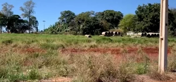 POLICIAL: À luz do dia, ladrões furtam casa e deixam prejuízo de cerca de R$ 5 mil em Cascavel.