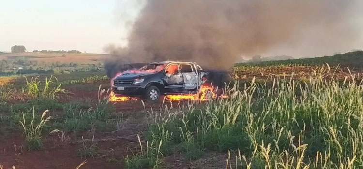 POLICIAL: Assaltantes armados roubam celulares, rifle e dinheiro em residência na área rural de Formosa do Oeste.