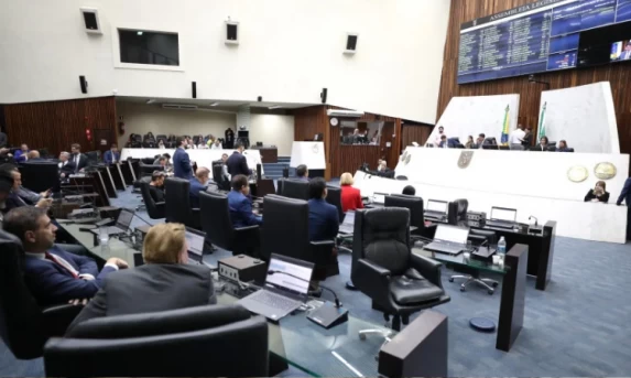 Política: Janela Partidária provoca 