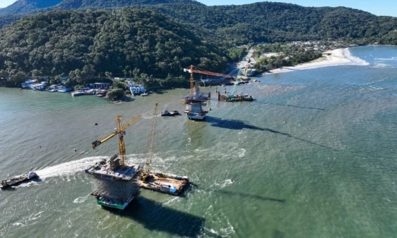Ponte de Guaratuba chega a 60% de execução com avanço nas obras dos acessos.