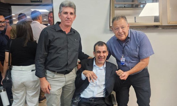 Prefeito Ronaldo Cazella participa da 12ª Assembleia Geral Ordinária da AMOP e destaca avanços na educação inclusiva