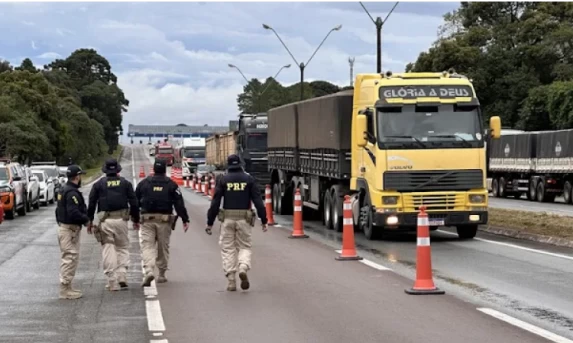 PRF inicia Operação Semana Santa 2024 no Paraná.