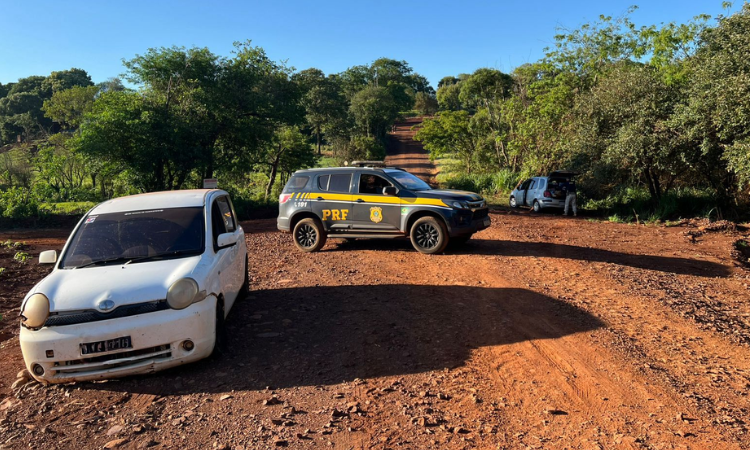 PRF intercepta comboio de contrabandistas em Cascavel (PR)