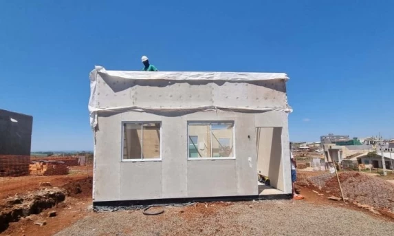 PRIMEIRA CASA PÓS-TORNADO EM RIO BONITO DO IGUAÇU ESTÁ QUASE PRONTA
