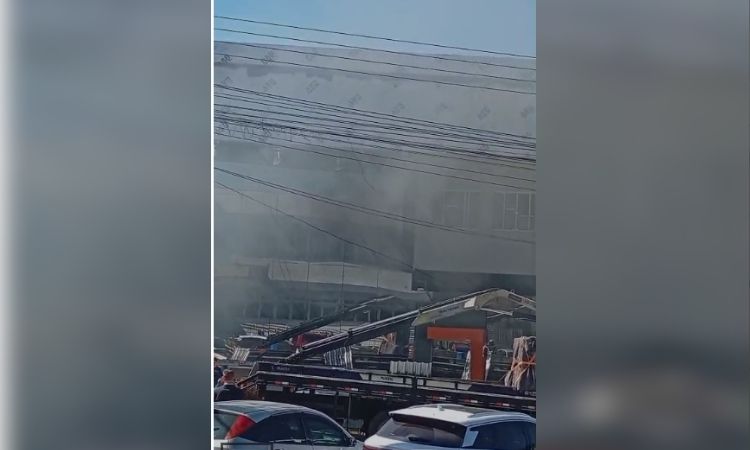 Princípio de incêndio mobiliza Corpo de Bombeiros em agência bancária de Laranjeiras do Sul