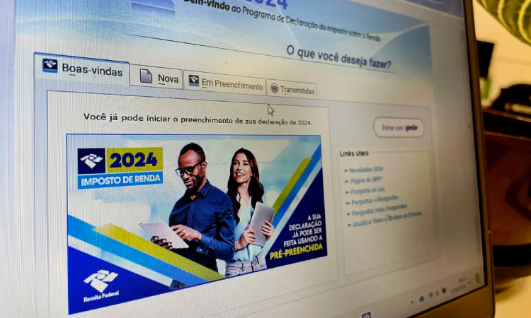 Receita recebe 2,2 milhões de declarações do Imposto de Renda.