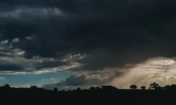 Rio Grande do Sul terá chuva intensa e ventos de até 100 km/h com avanço de ciclone
