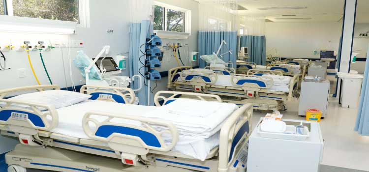 SAÚDE: Central de encaminhamento para leitos hospitalares atende quase 2 mil paranaenses por dia.