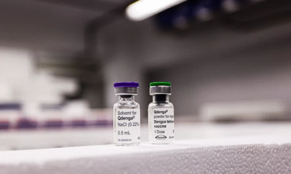 SAÚDE: Paraná recebe primeiro lote de vacinas contra a dengue para atender 30 municípios.