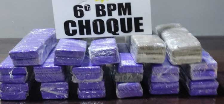 SEGURANÇA PÚBLICA: 24 kg de maconha são encontrados pelo Choque em ônibus que seguia de Foz a Cascavel.