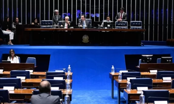 Senado aprova o 