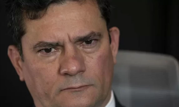 Sérgio Moro lidera corrida para o governo do PR, aponta Paraná Pesquisas