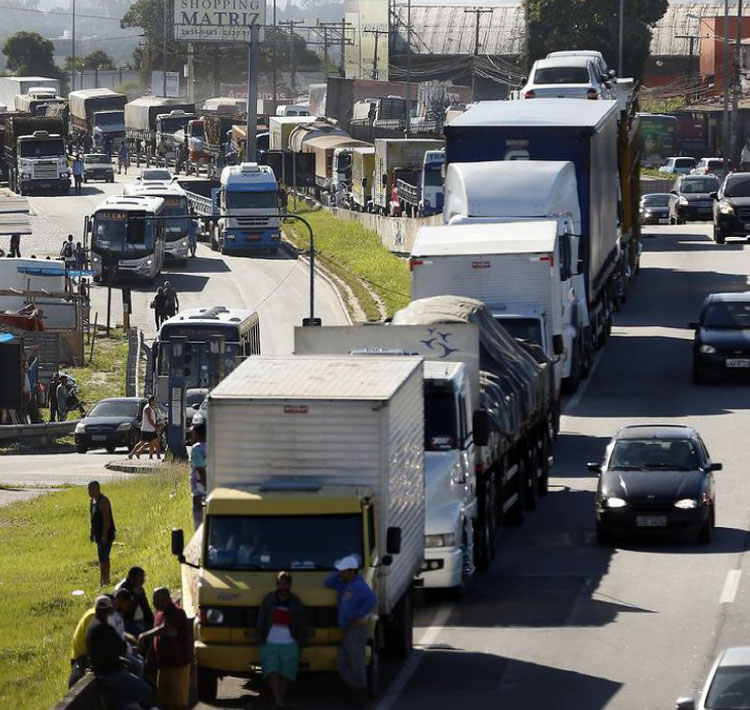 STF derruba 11 pontos da Lei dos Caminhoneiros.