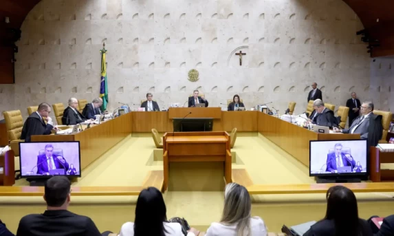 STF derruba tese da revisão da vida toda a aposentados do INSS.