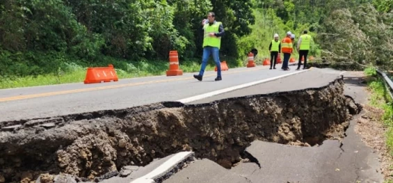 TRÂNSITO: DER/PR trabalha na recuperação e reforça alerta de interdição da PR-170 em Pinhão.