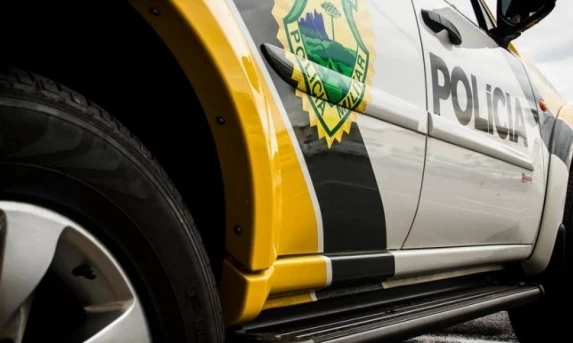 TRÊS BARRAS DO PARANÁ: Dois homens são presos após roubo de veículo em Três Barras do Paraná  08/09/2025 – de Redação RRMAIS