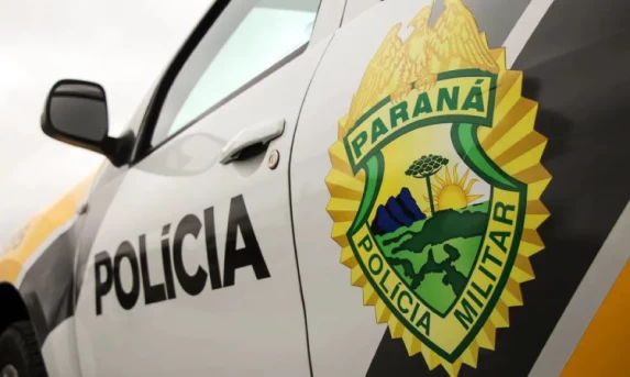 TRÊS BARRAS DO PARANÁ: Homem é detido após agredir companheira durante discussão.