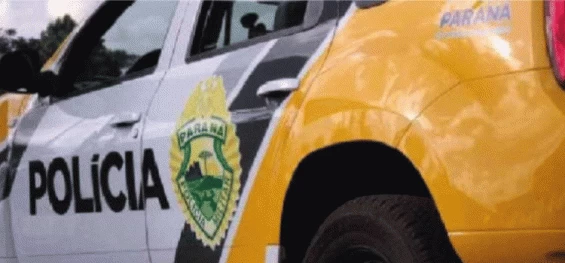 TRÊS BARRAS DO PARANÁ: Polícia Militar recupera veículo furtado e abandonado em meio a plantação de soja.