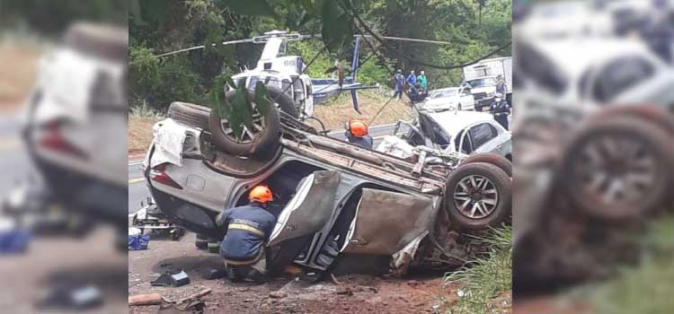 TRÂNSITO: Grave acidente deixa vítimas presas às ferragens na BR-376; uma vítima em óbito