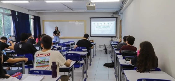 Universidades estaduais abrem concursos e testes para contratar novos professores.