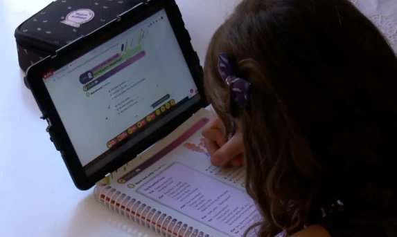 Uso inadequado da internet pode afetar saúde, diz especialista
